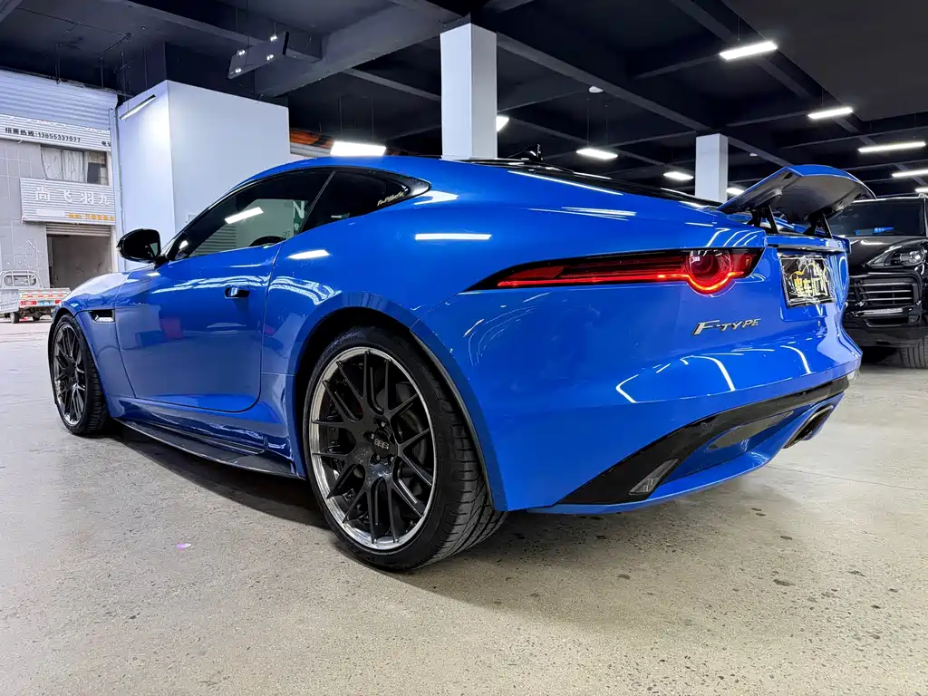 Jaguar F-TYPE 2019 — фото 10