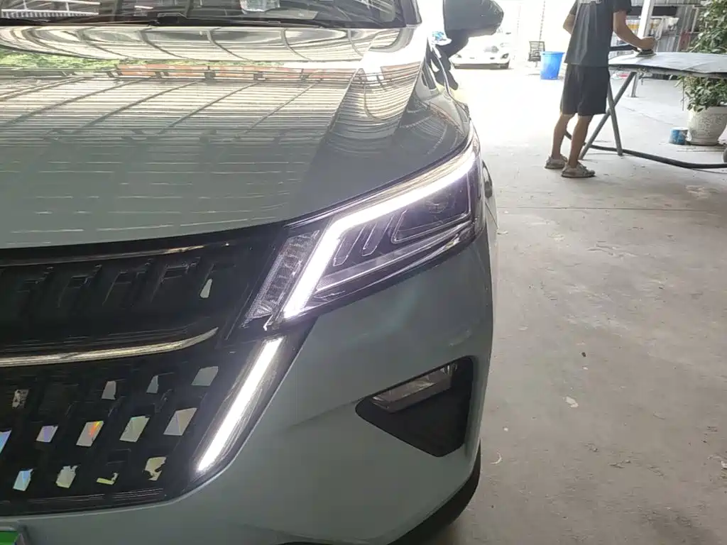 Wuling Xingchen 2022 — фото 24