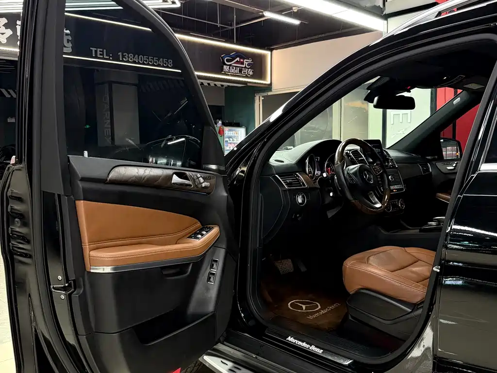 Mercedes-Benz GLS 2016 — фото 16