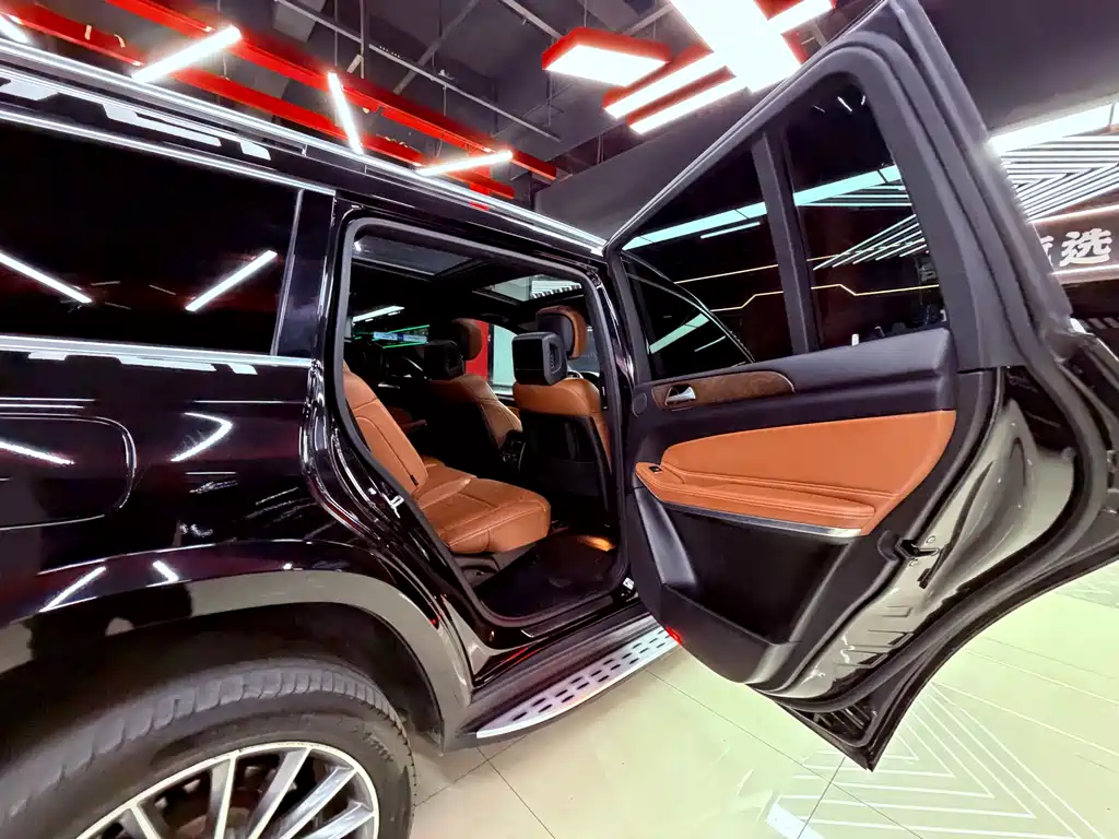 Mercedes-Benz GLS 2016 — фото 31
