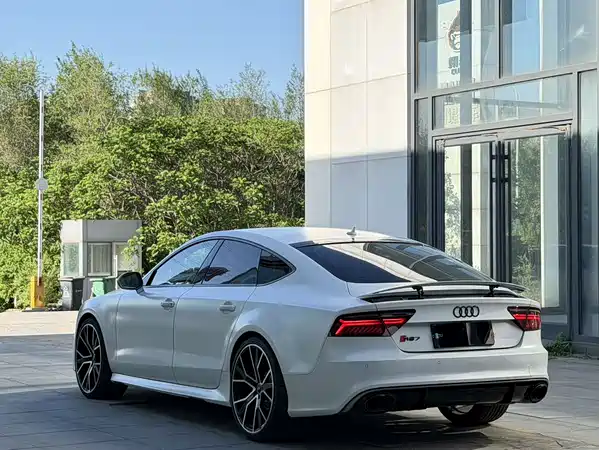 Audi RS 7 2016