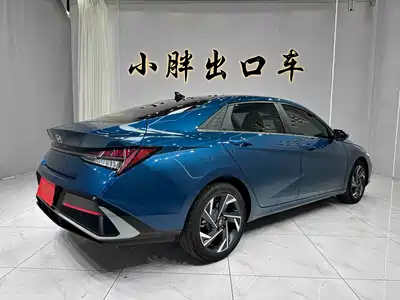 Hyundai Elantra 2024