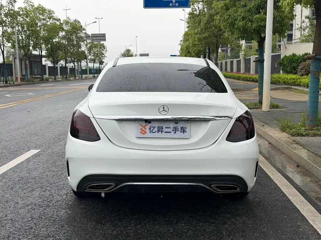 Mercedes-Benz C-Class 2019