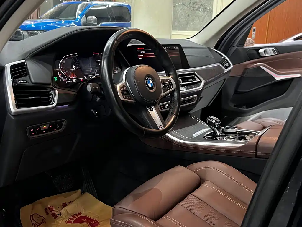 BMW X5 2021 — фото 10