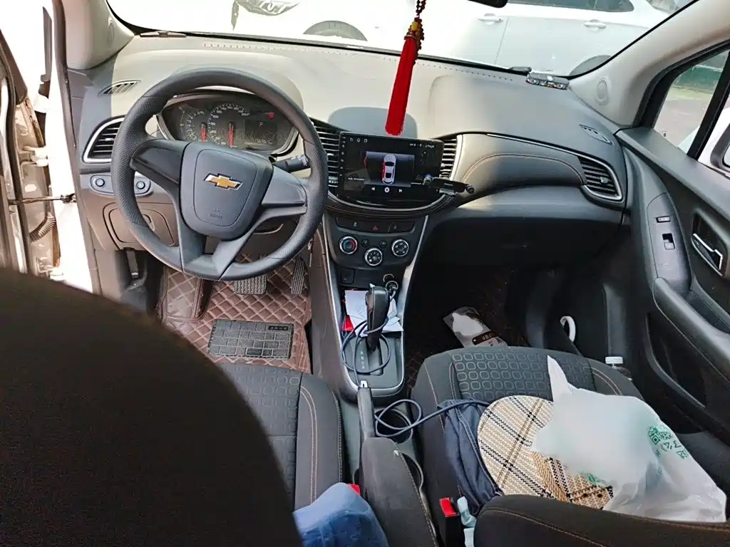 Chevrolet Trax 2017 — фото 13