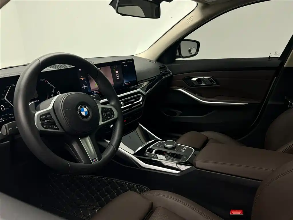 BMW 3 Series 2023 — фото 12