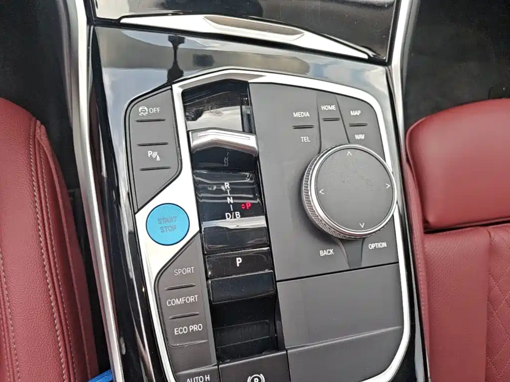 BMW i3 2023 — фото 14