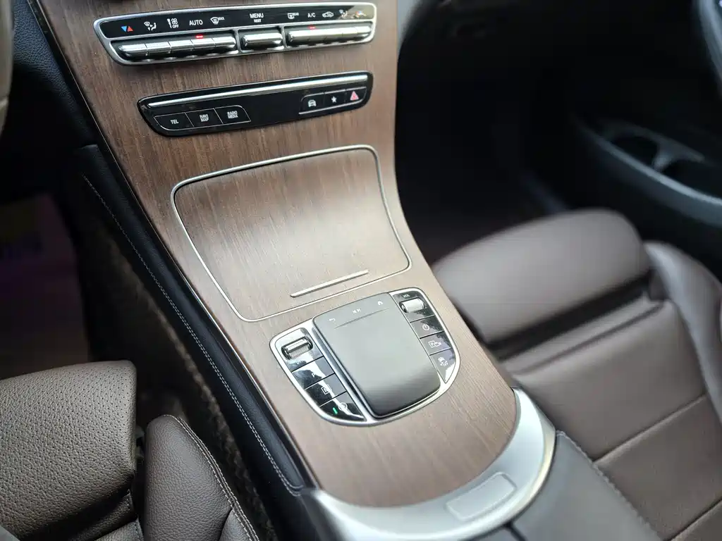 Mercedes-Benz GLC 2020 — фото 10