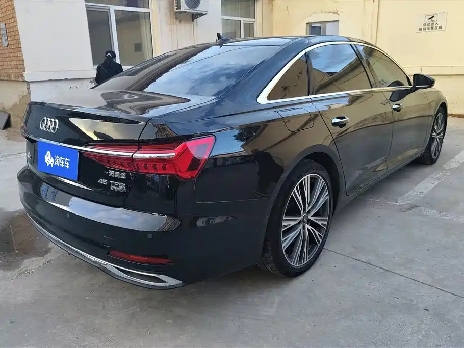 Audi A6L 2023 — фото 3