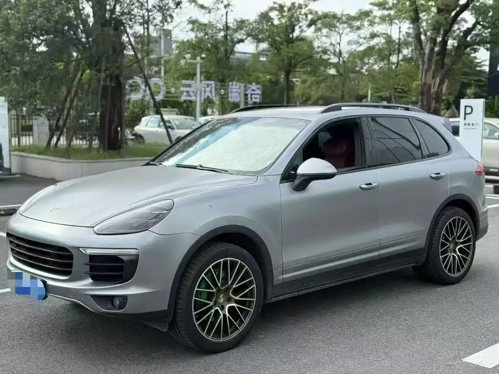 Porsche Cayenne 2016