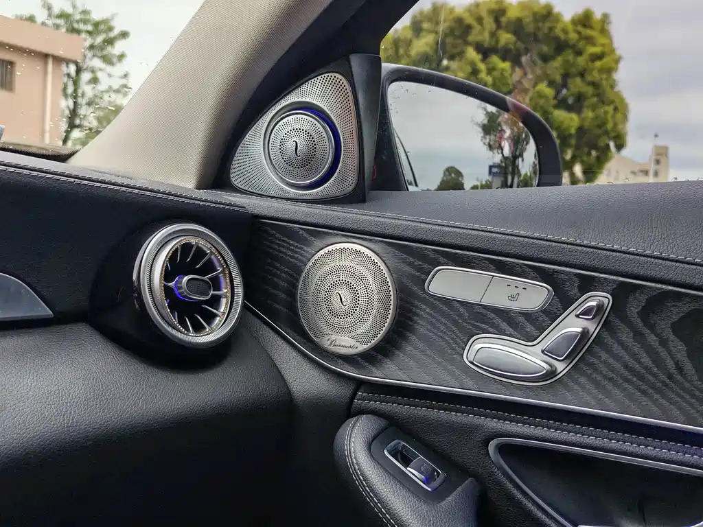Mercedes-Benz C-Class 2019 — фото 13
