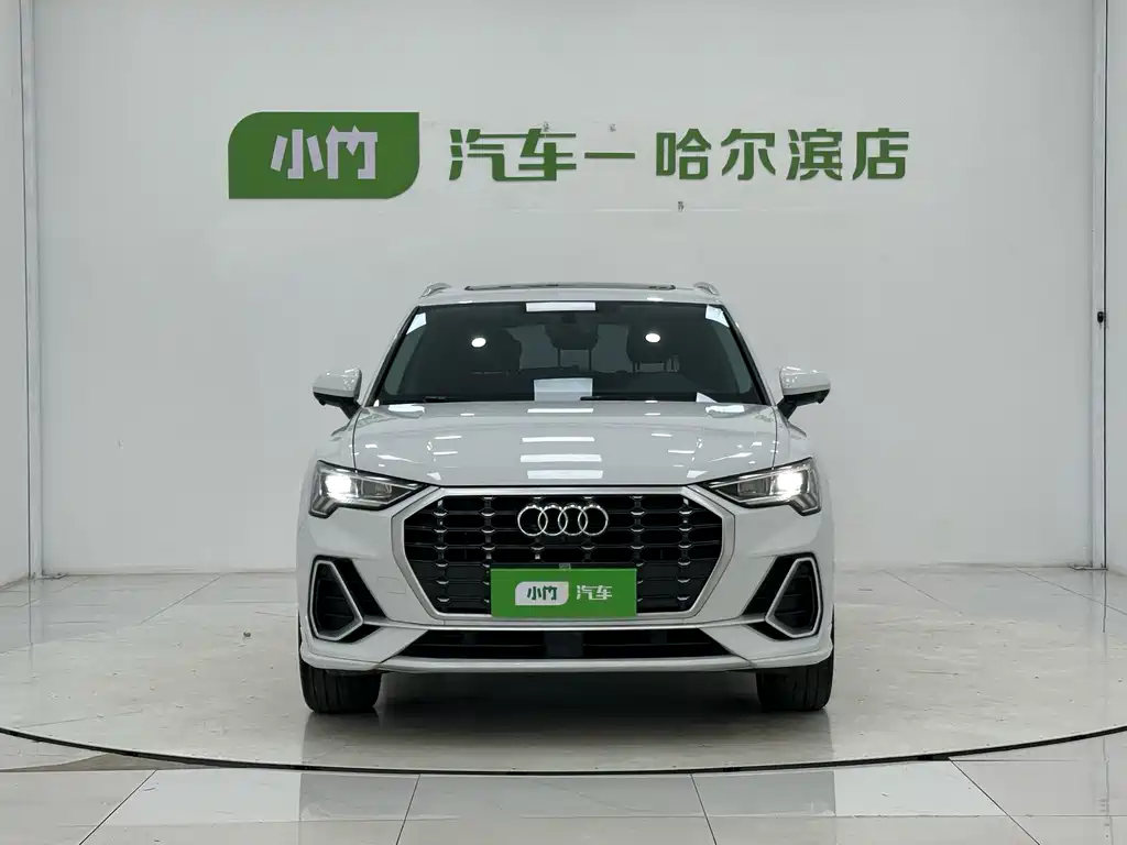 Audi Q3 2021