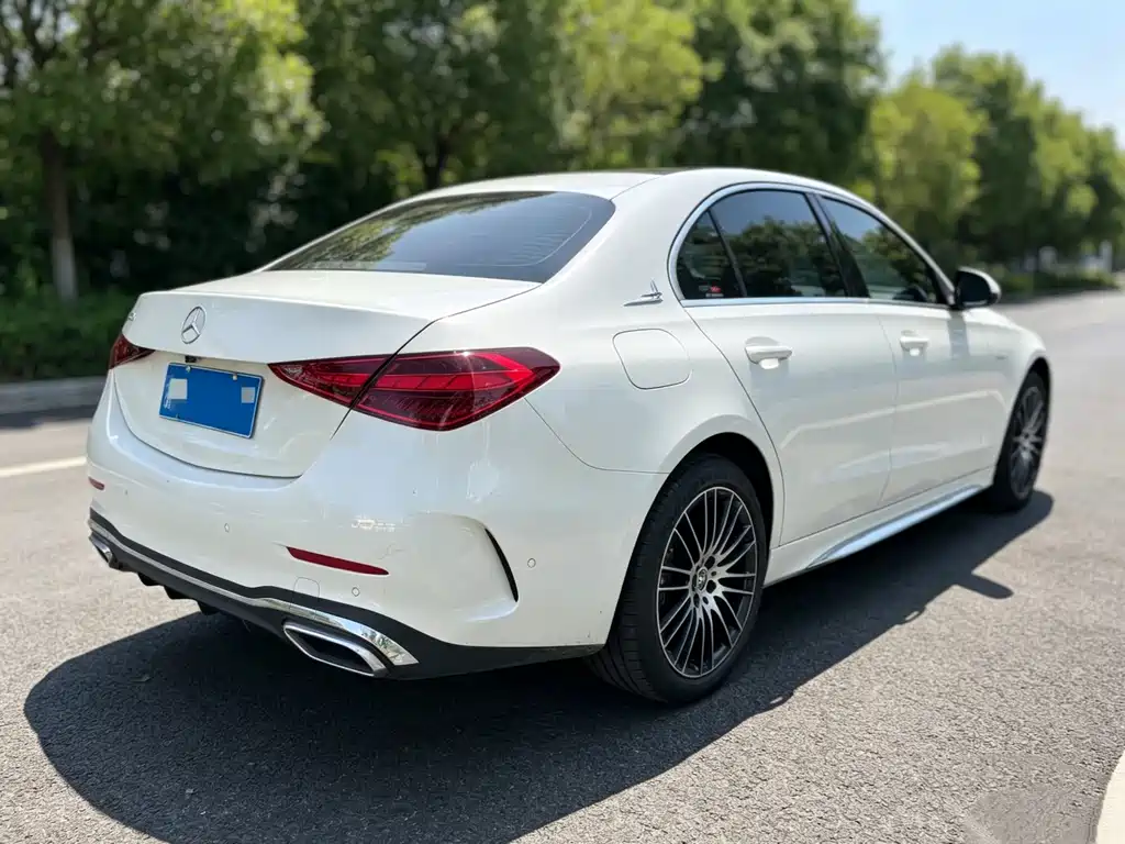 Mercedes-Benz C-Class 2024 — фото 14
