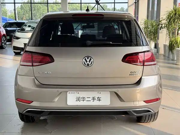 Volkswagen Golf 2020