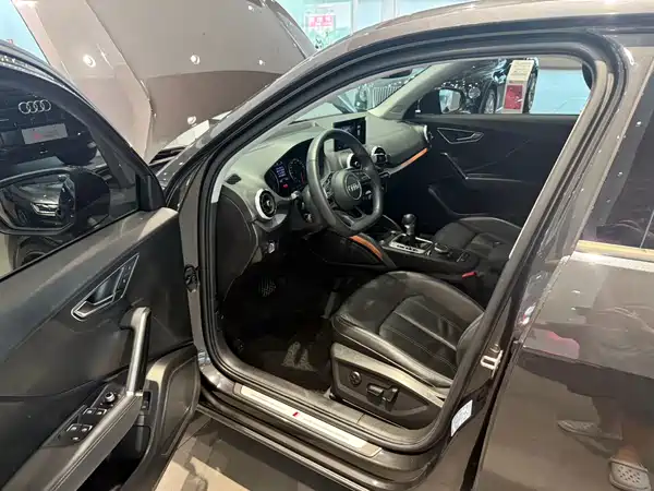 Audi Q2L 2022