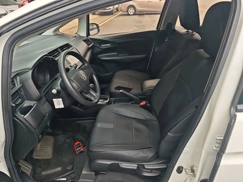 Honda Fit 2018 — фото 15