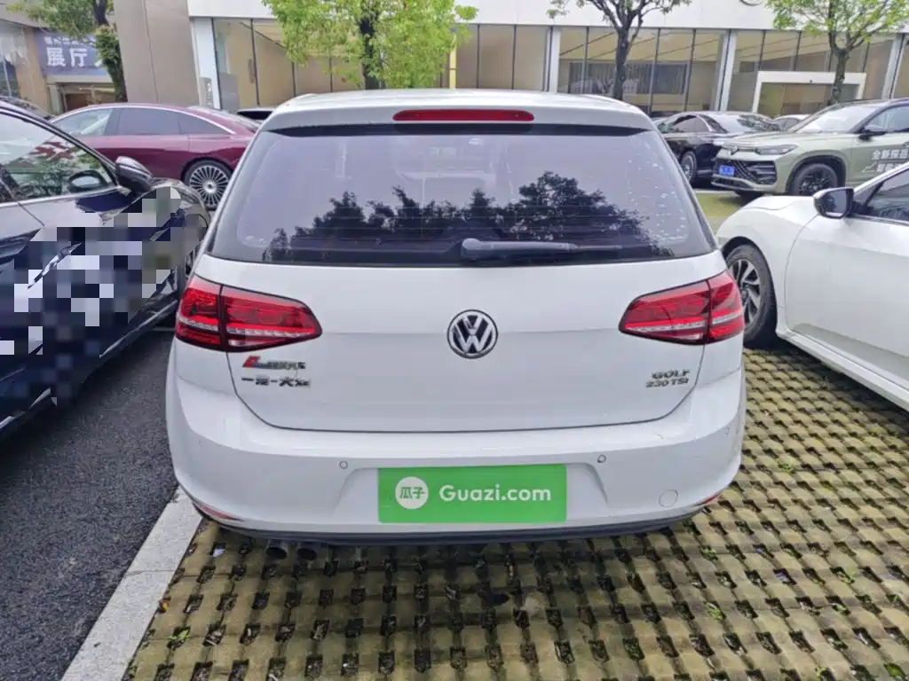 Volkswagen Golf 2016