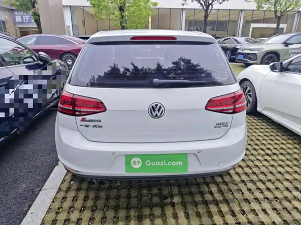 Volkswagen Golf 2016