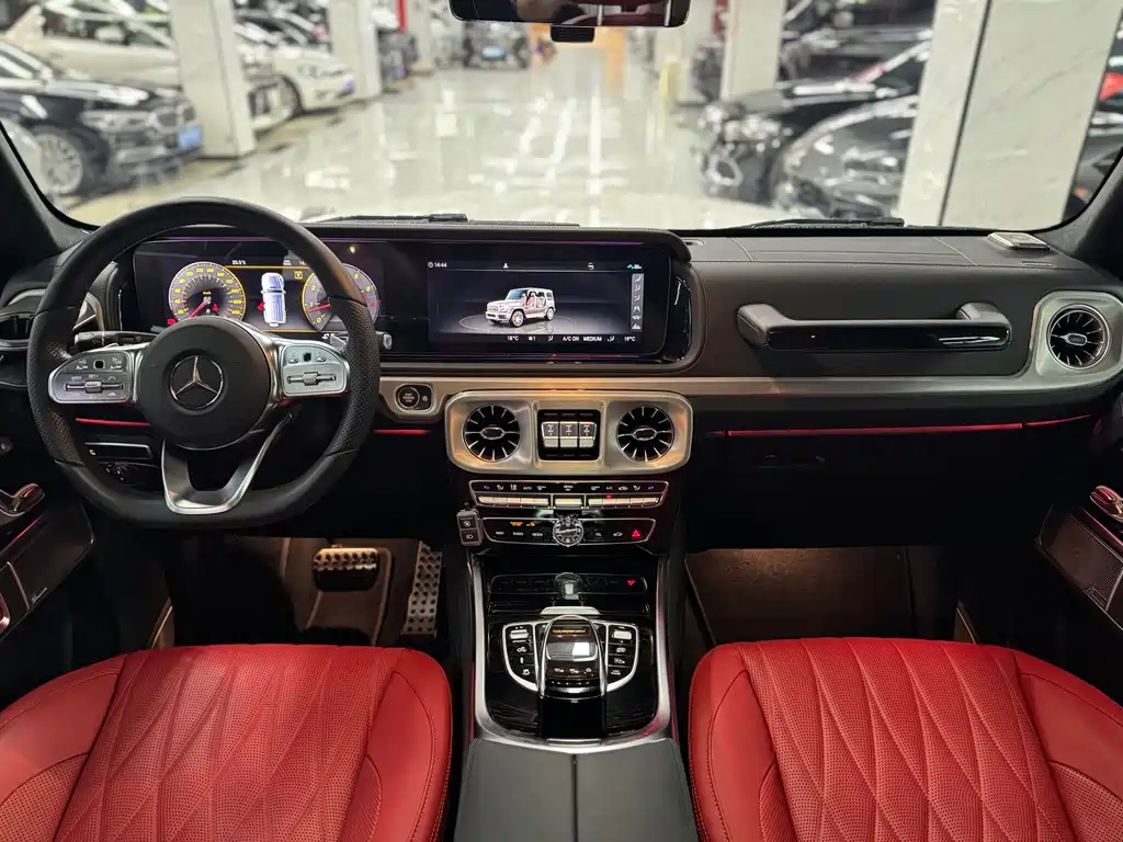 Mercedes-Benz G-Class 2023