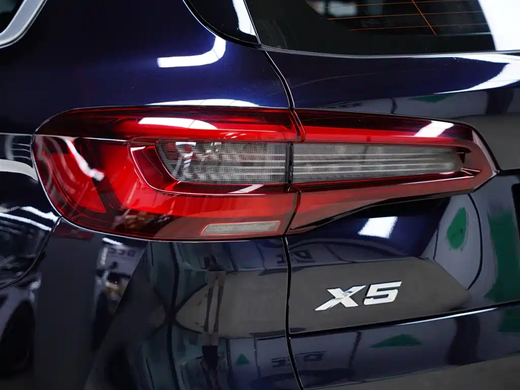 BMW X5 2021