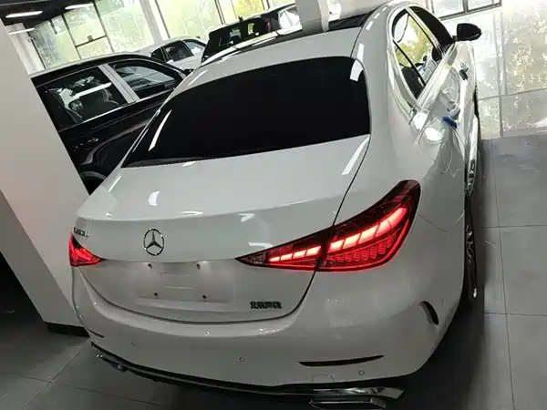 Mercedes-Benz C-Class 2023