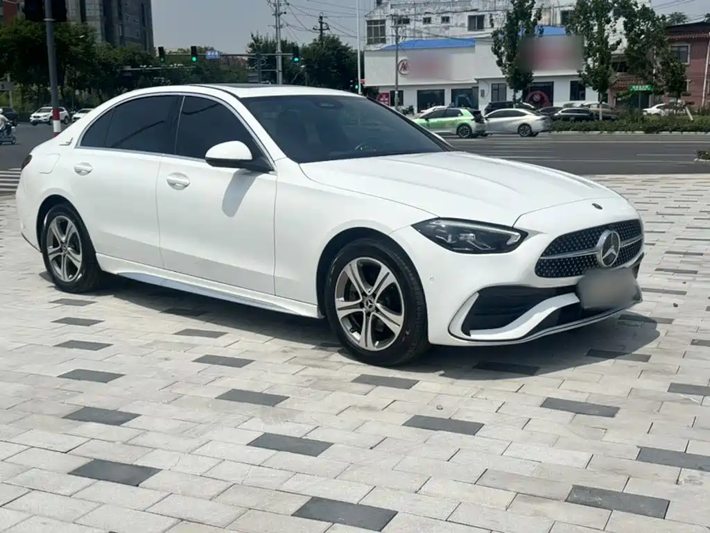 Mercedes-Benz C-Class 2022