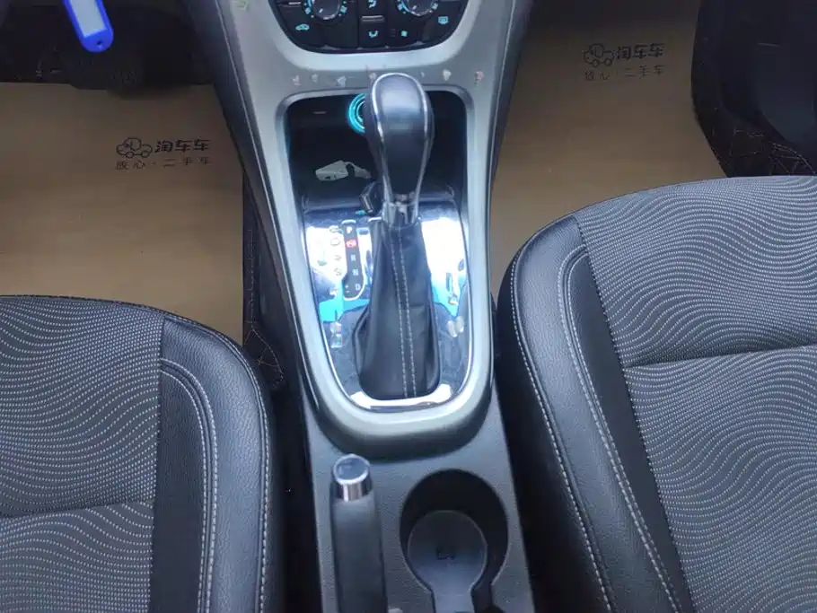 Buick Excelle GT 2014 — фото 16