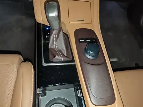 Lexus ES 2015