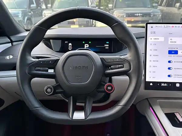Xiaomi SU7 2024