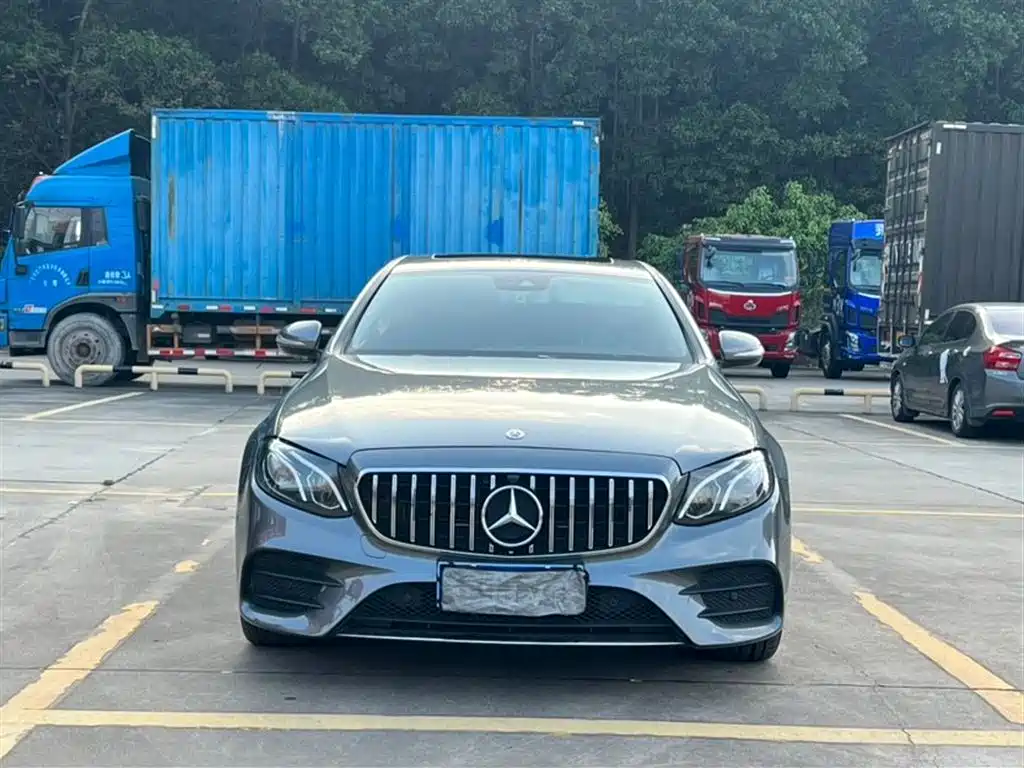 Mercedes-Benz E-Class 2018