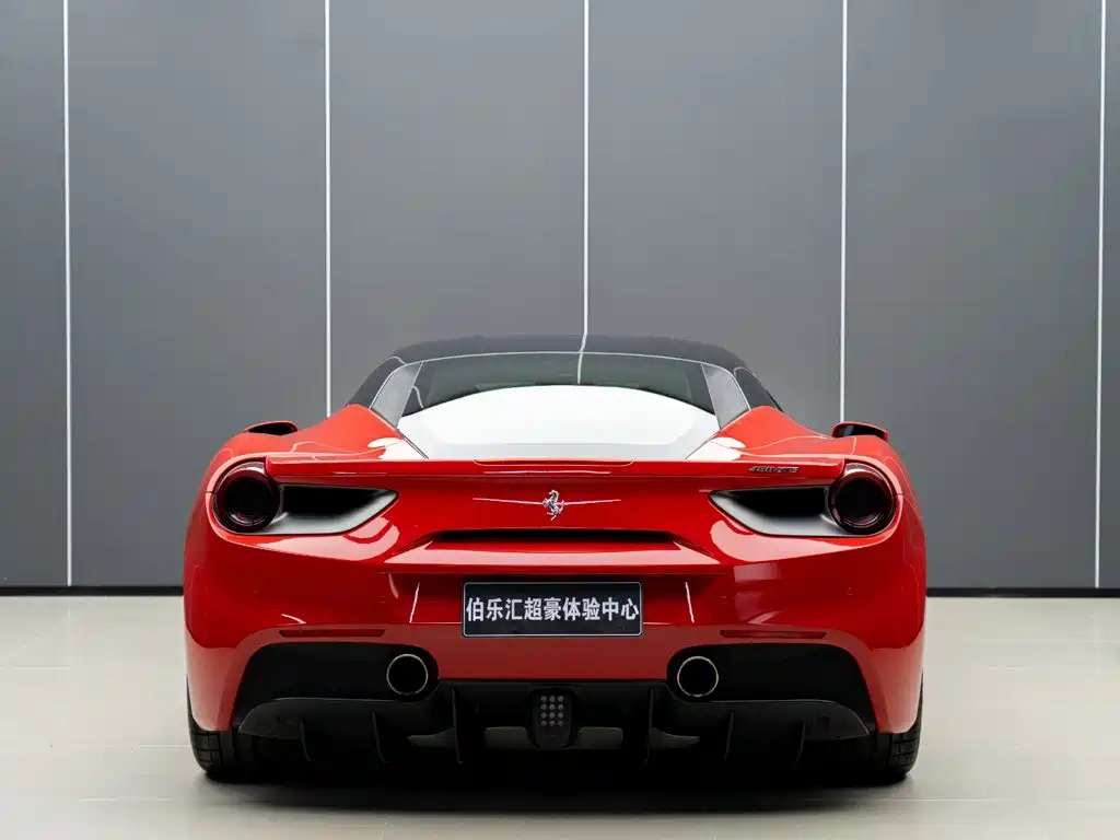 Ferrari 488 2018 — фото 8