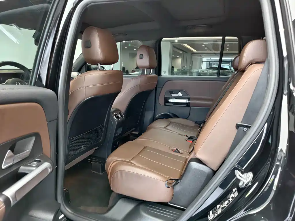 Mercedes-Benz GLB 2021
