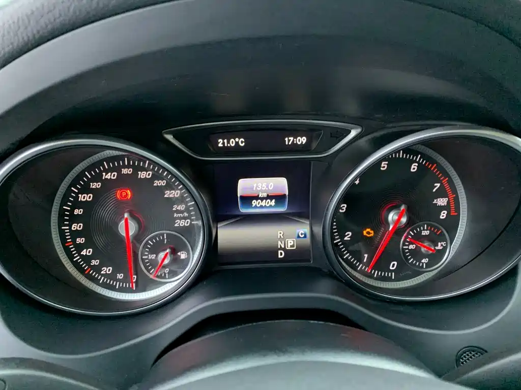 Mercedes-Benz GLA 2019 — фото 17