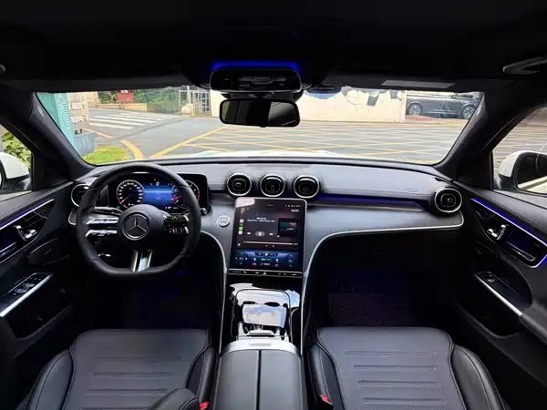 Mercedes-Benz C-Class 2021