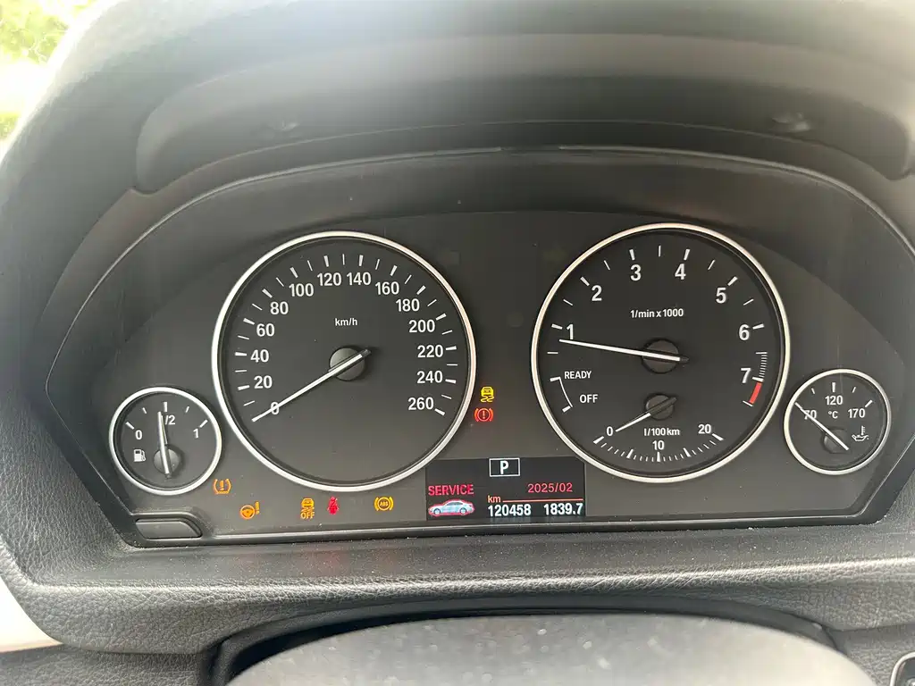 BMW 3 Series 2014 — фото 12