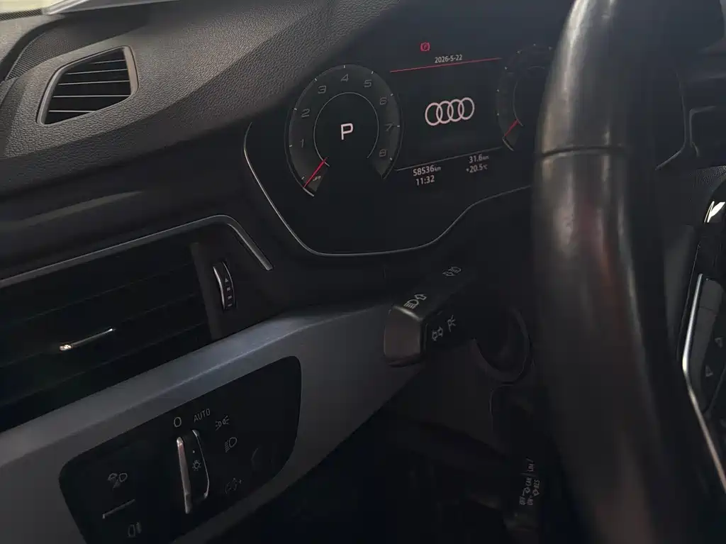 Audi A4L 2020 — фото 14