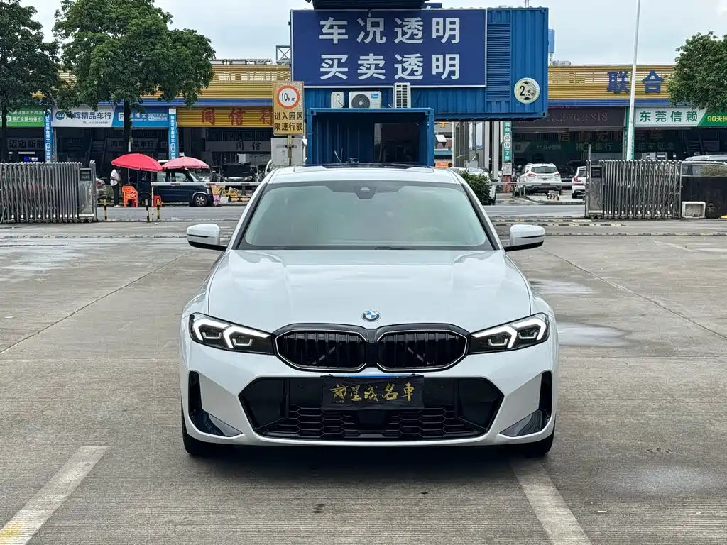 BMW 3 Series 2025