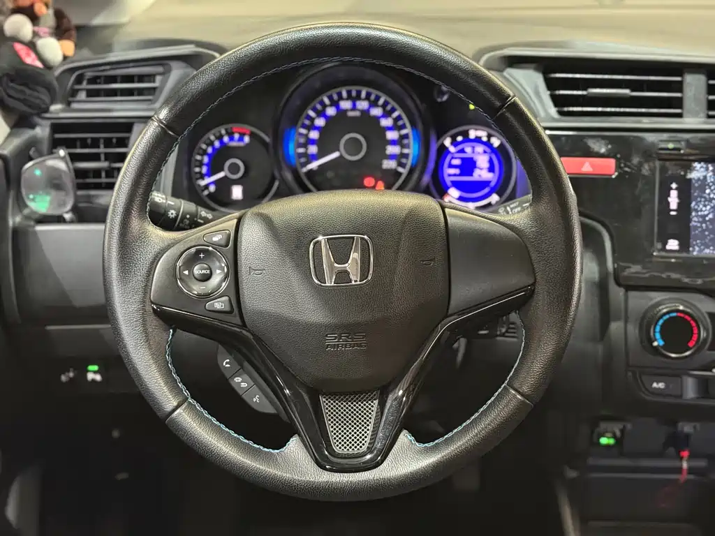 Honda Fit 2017 — фото 13