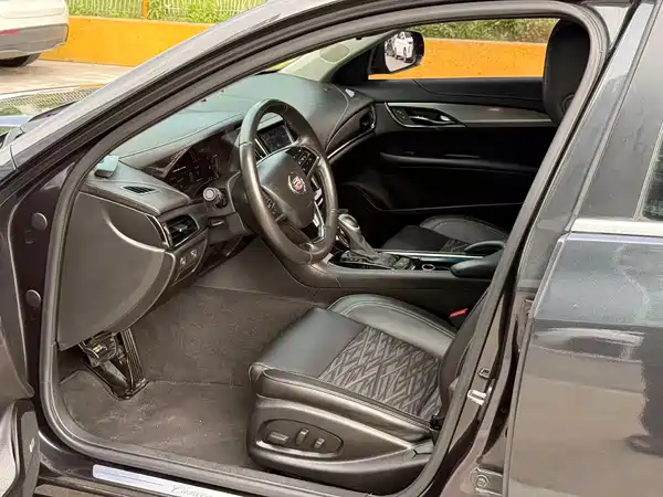Cadillac ATS-L 2014