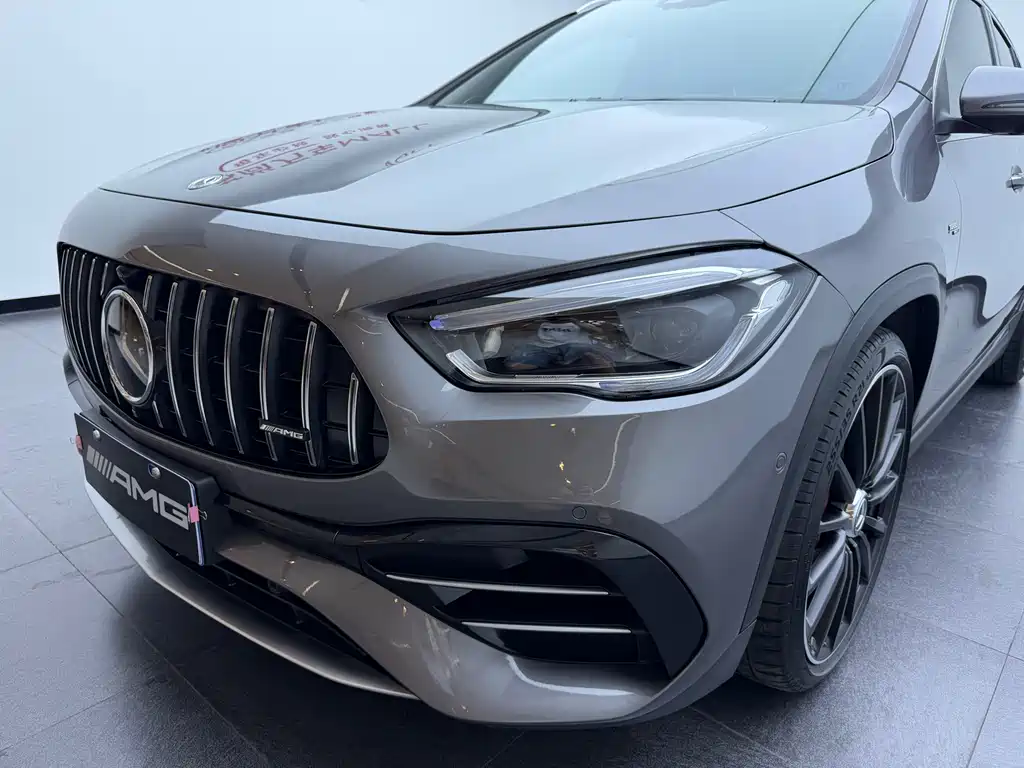 Mercedes-Benz GLA AMG 2023 — фото 8