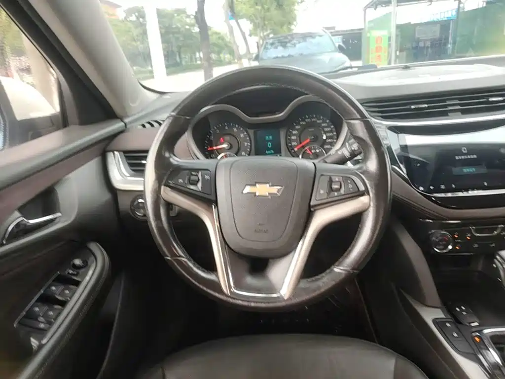 Chevrolet Malibu 2016 — фото 11