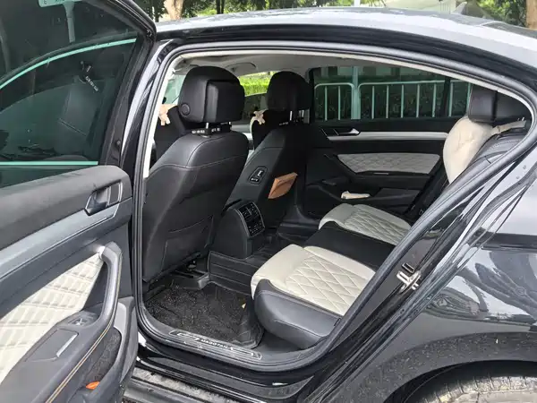 Volkswagen Magotan 2023