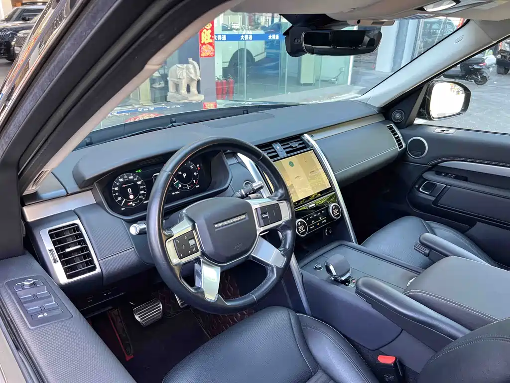 Land Rover Discovery 2022 — фото 14
