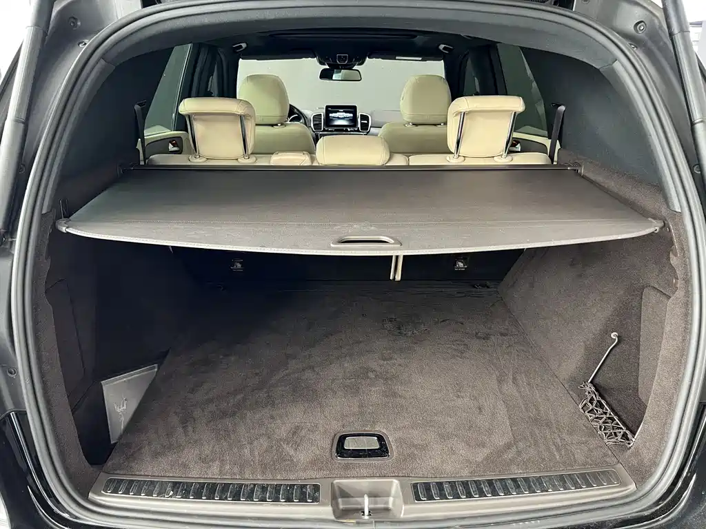 Mercedes-Benz GLE 2018 — фото 48