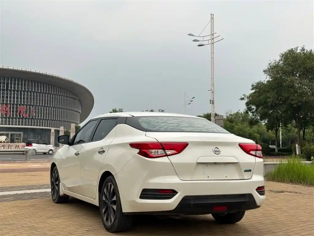 Nissan Bluebird 2019