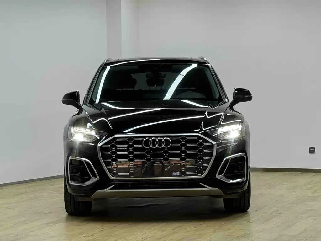 Audi Q5L 2023 — фото 5