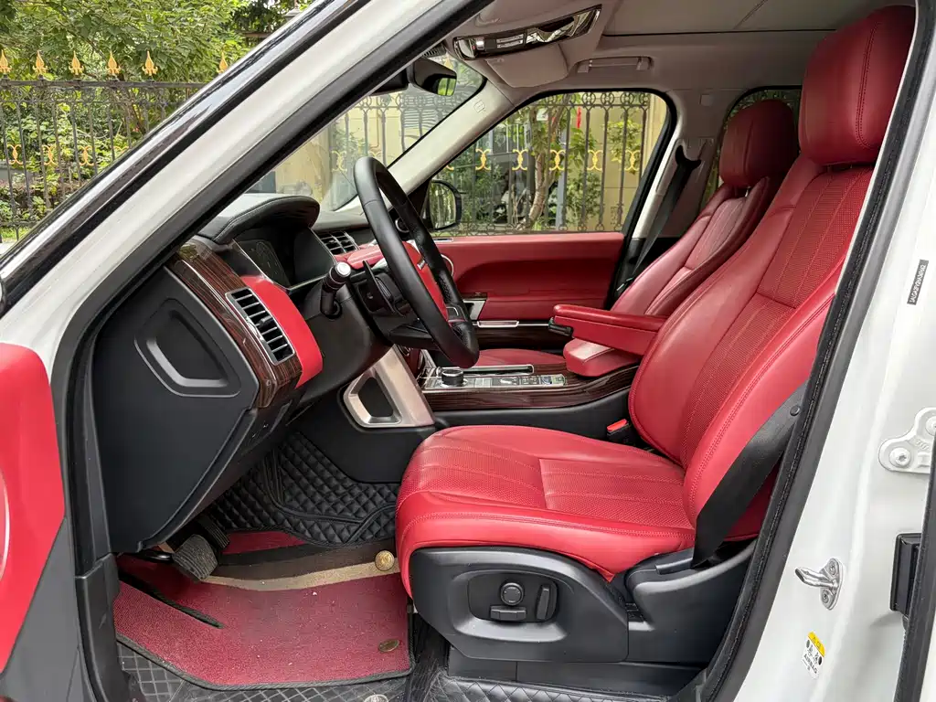 Land Rover Range Rover 2019 — фото 18