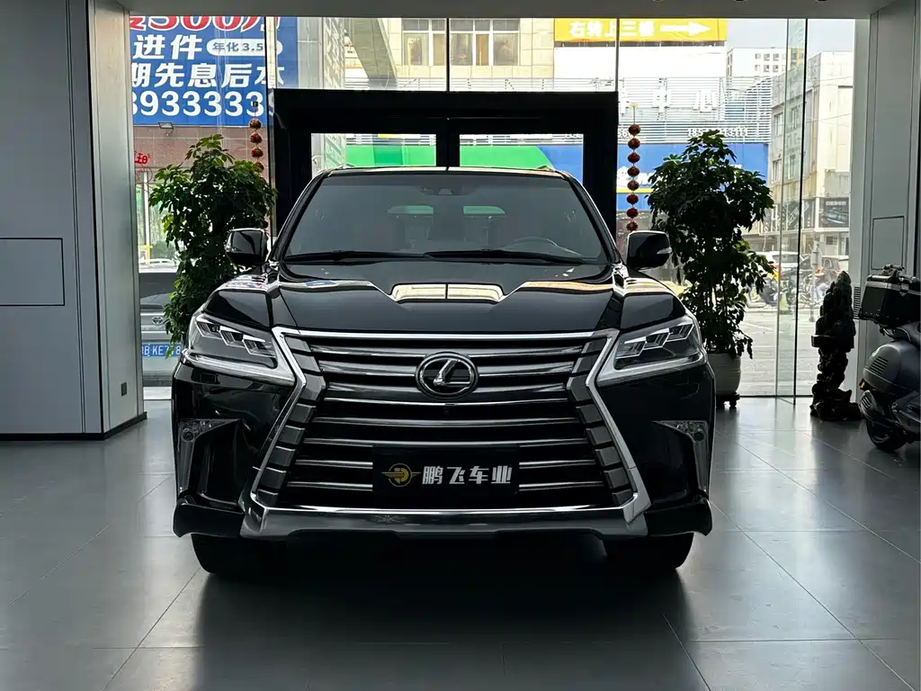 Lexus LX 2019 — фото 2