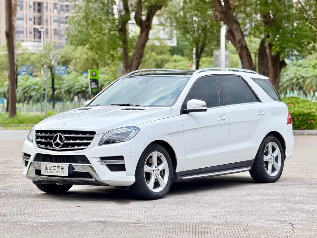 Mercedes-Benz M-Class 2015 — фото 1