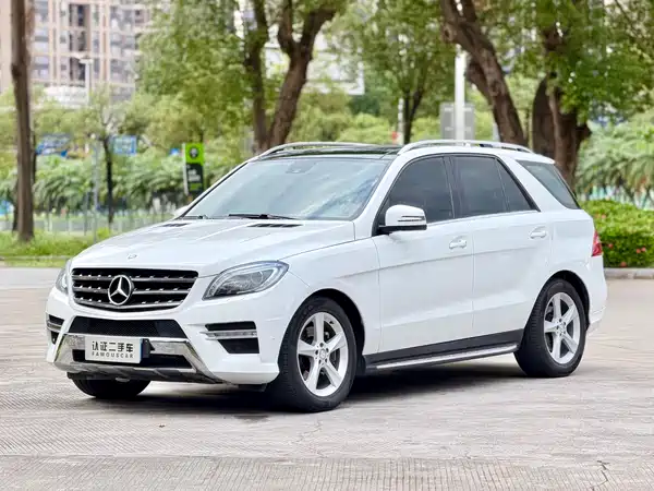 Mercedes-Benz M-Class 2015